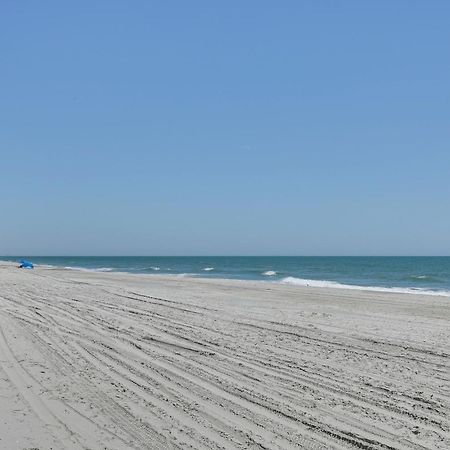 Coastal Condo On Beach With Community Pool Access! Myrtle Beach Zewnętrze zdjęcie